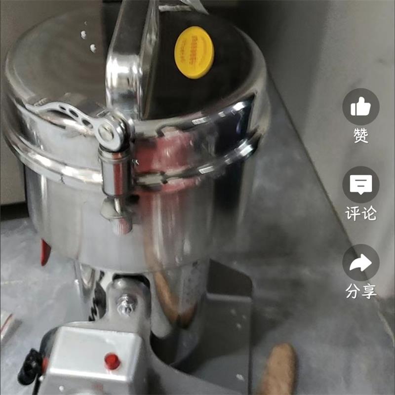Elektryczny młynek do pełnozia – Electric Grain Mill 2500W recenzja i cena