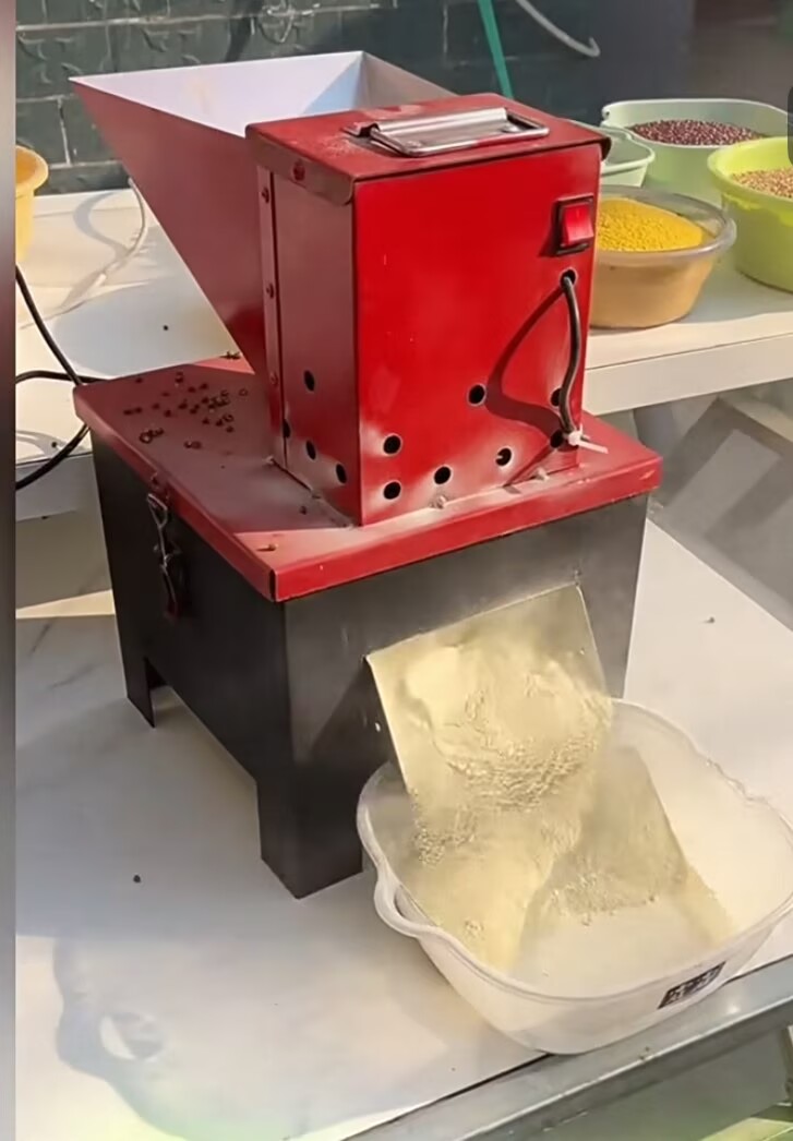 Elektryczna maszyna do mieleni – Dry Grain Grinder Stainless Steel recenzja i cena